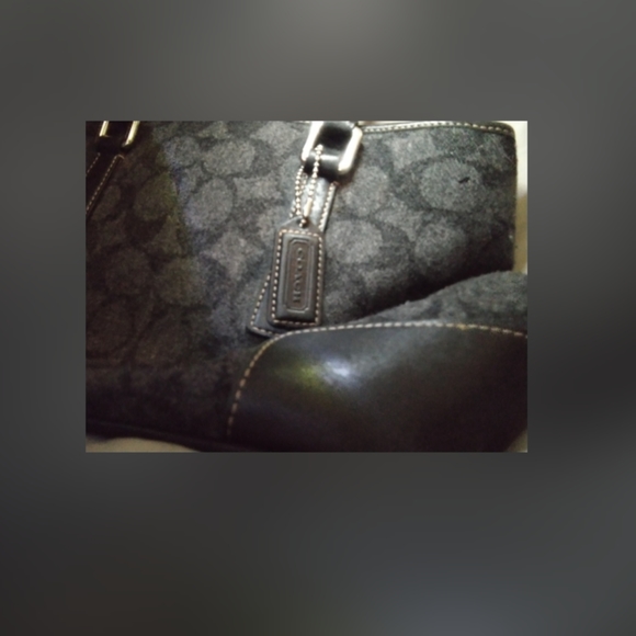 Coach Handbag - Picture 5 of 6